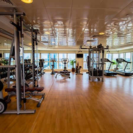 Grand Mercure Majlis Residences Abú Dhabí Exteriér fotografie A gym in a hotel