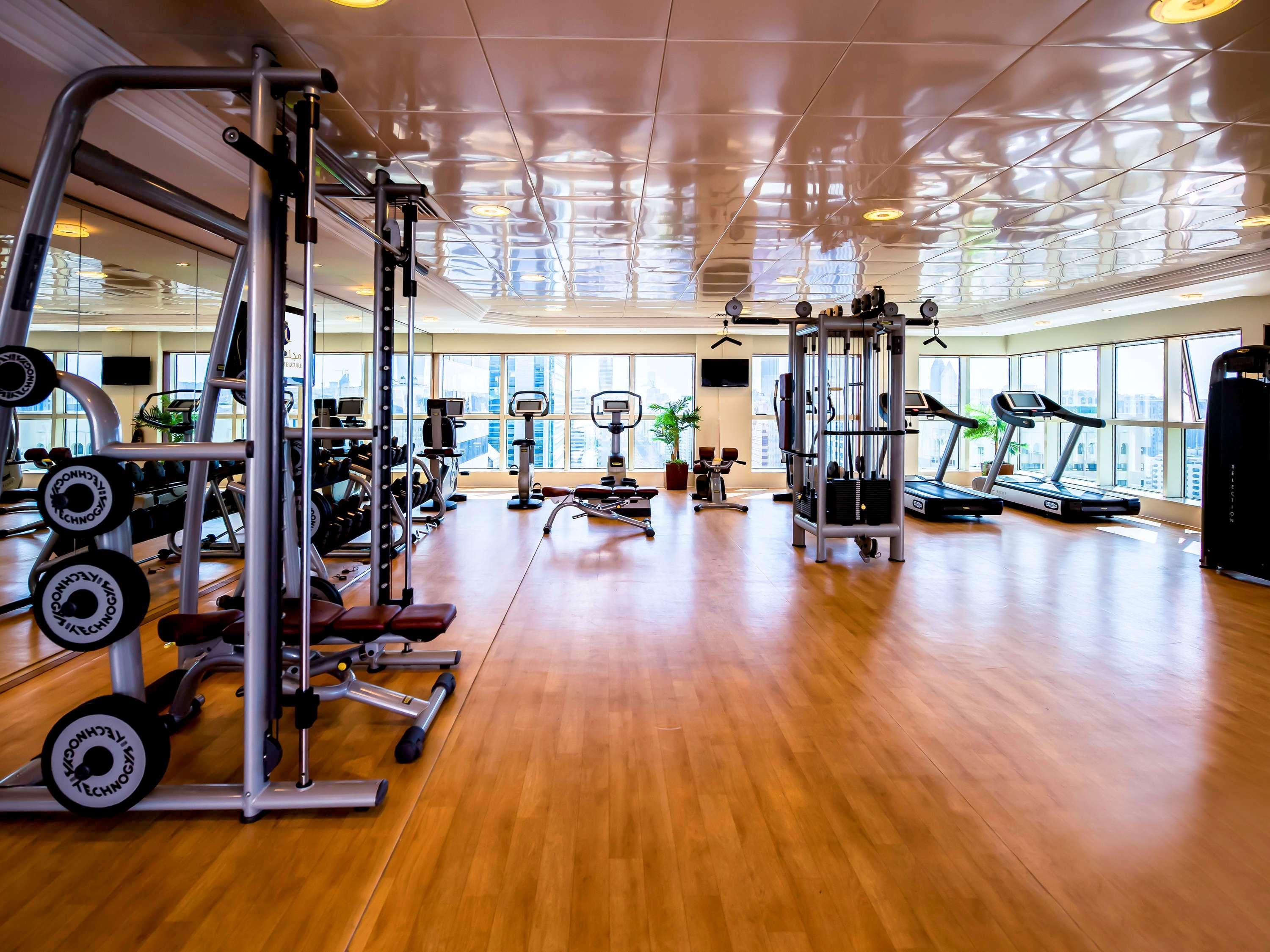 Grand Mercure Majlis Residences Abú Dhabí Exteriér fotografie A gym