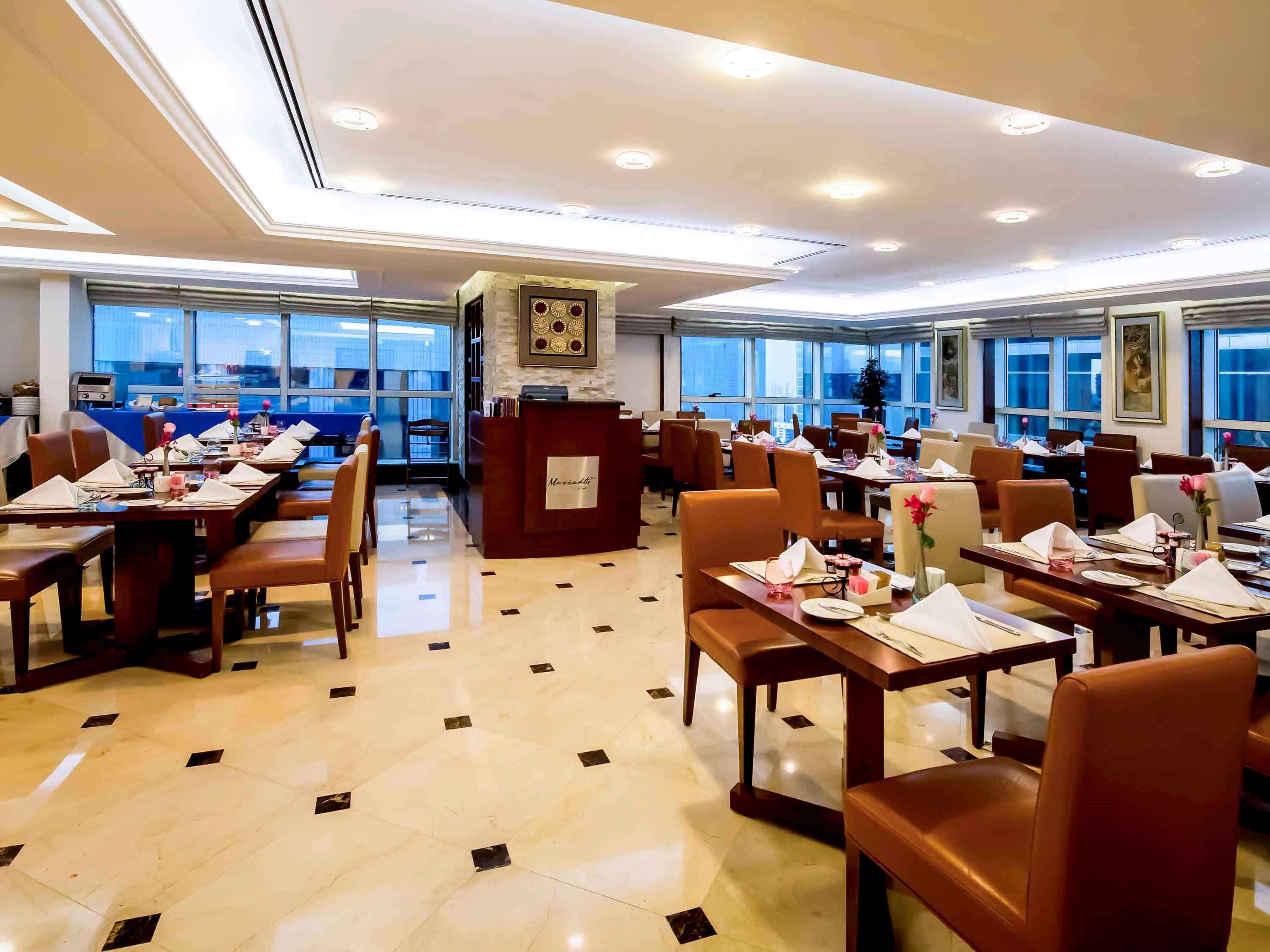 Grand Mercure Majlis Residences Abú Dhabí Exteriér fotografie The restaurant