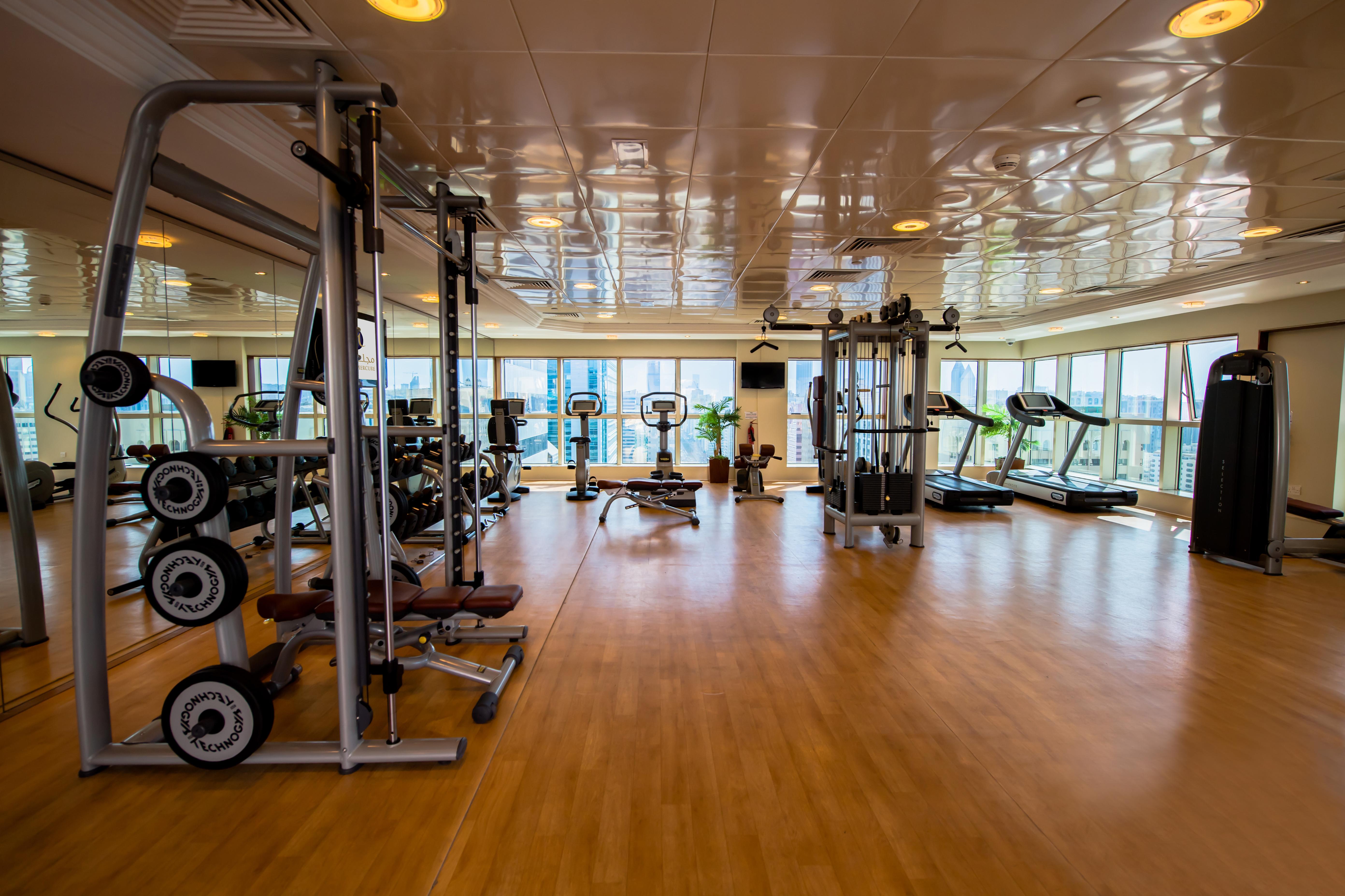 Grand Mercure Majlis Residences Abú Dhabí Exteriér fotografie A gym in a hotel